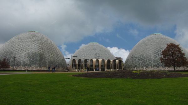 Botanical Gardens in Milwaukee